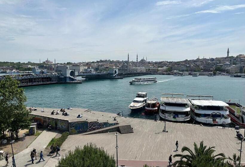 带大床的标准间, Baracuda Karakoy