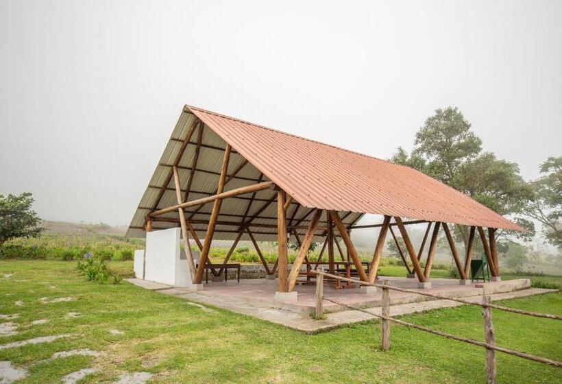 Family Suite, Niebli Historical Farm And Lodge At Pululahua Volcano