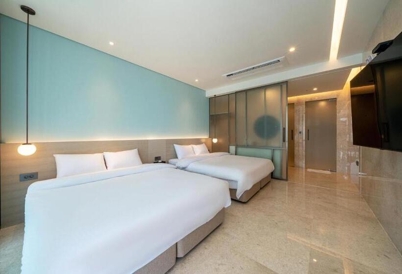 Люкс с Террасой, Yeosu Calacatta Hotel & Resort