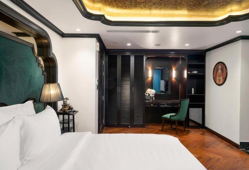 Suite with Terrace, Catherine Cruises Ha Long Bay
