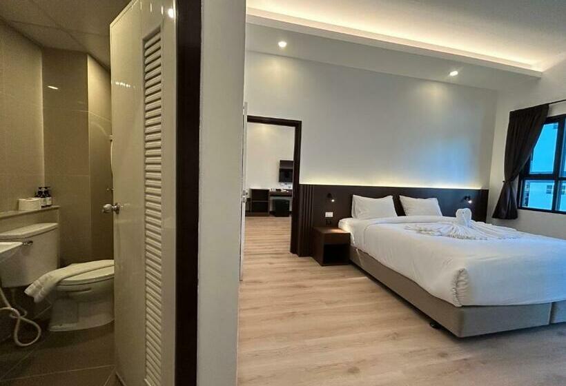 家庭间, Geen Hotel Chonburi
