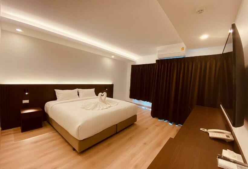 带大床的高级房间, Geen Hotel Chonburi