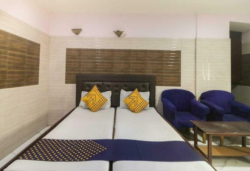 三人经典房间, Flagship Hotel Maitry