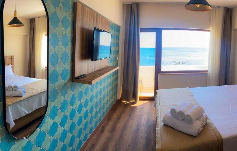 Номер Стандарт, V Beach