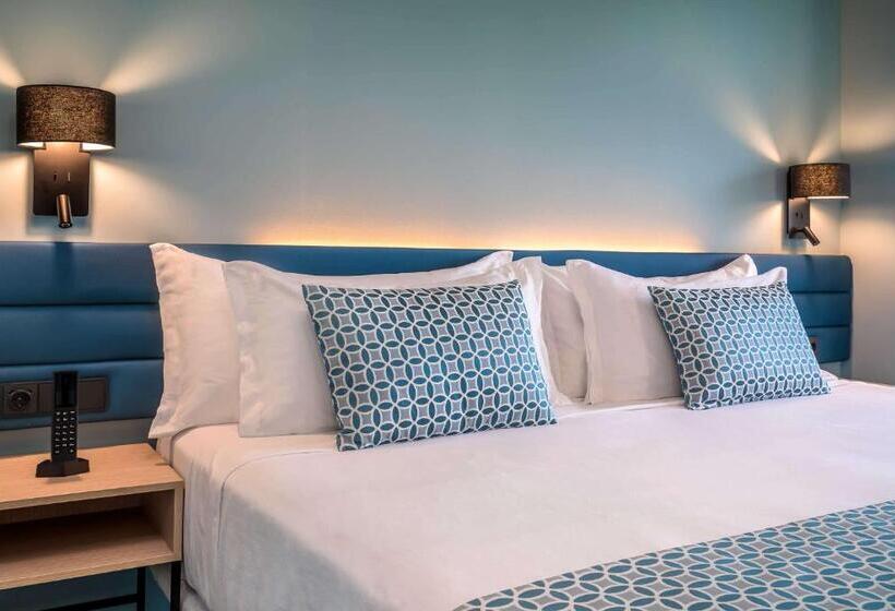 Номер Superior Боковой Вид на Море, Barceló Benidorm Beach - Adults Recommended