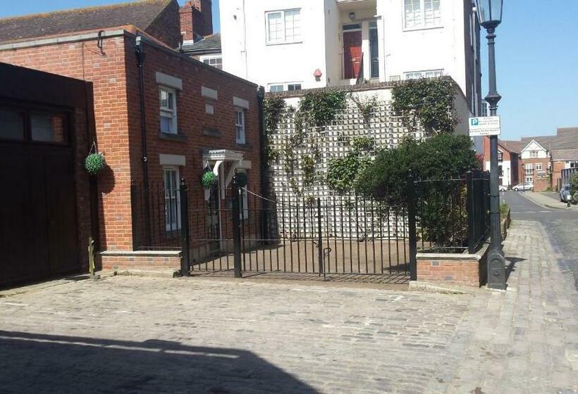 标准间, Duke Of Buckingham