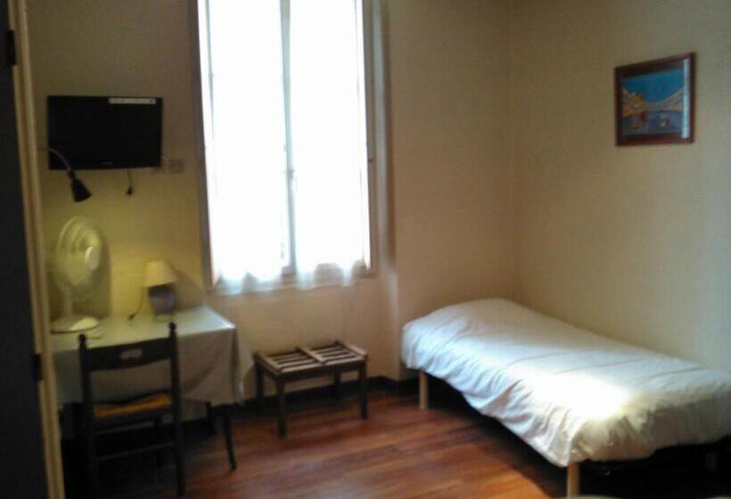 ファミリールーム, Hôtel Du Commerce
