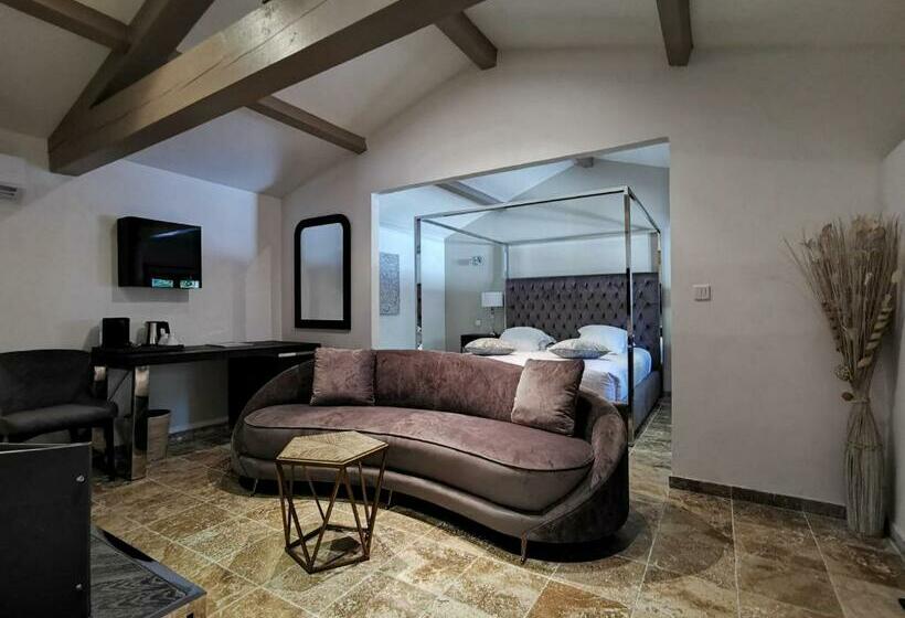 Люкс с Бассейном, La Villa Dune, Hôtel & Spa Nuxe