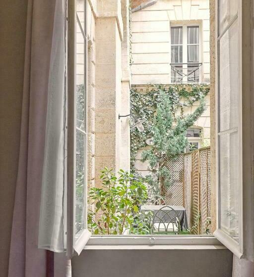Студия Стандарт, L Apparthôtel Particulier Bordeaux