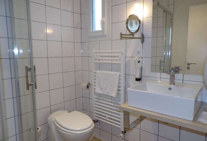 Номер Комфорт, Le Broceliande   Sure Hotel Collection By Best Western