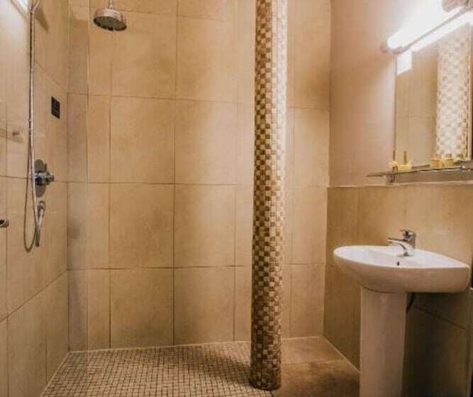 اتاق استاندارد, The Duke Of Edinburgh Hotel & Bar