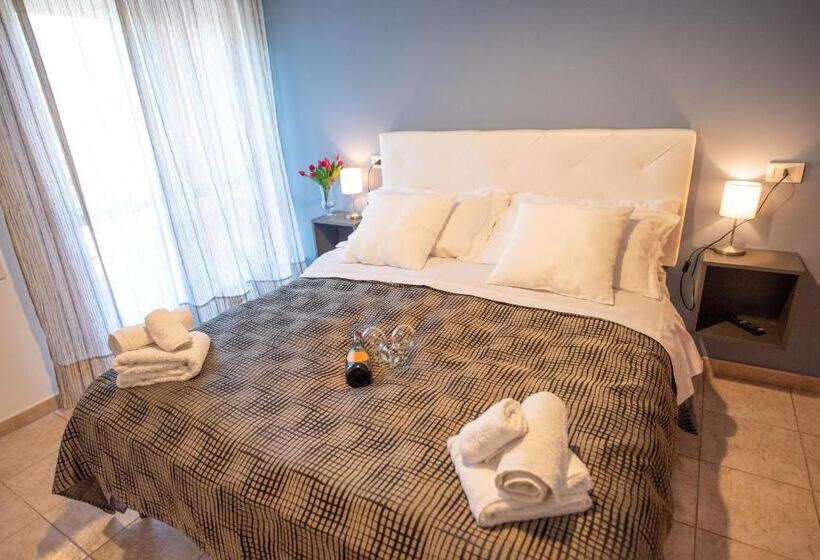Номер Стандарт, B&b New Triscele