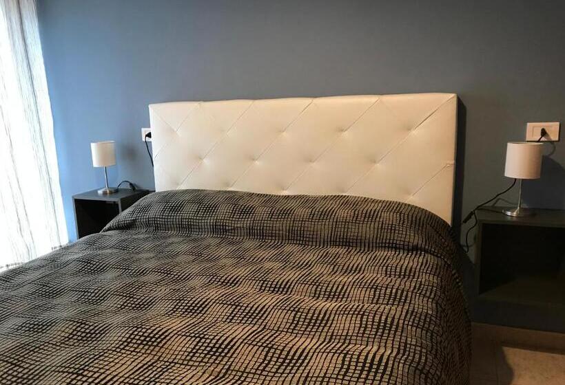 Номер Стандарт, B&b New Triscele