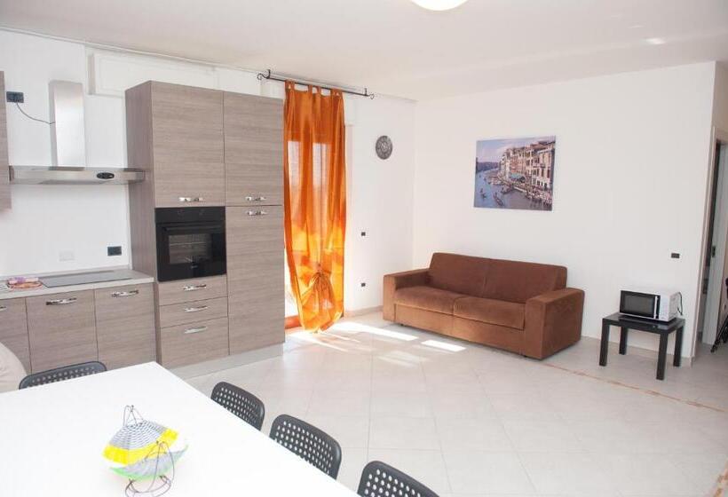 Апартаменты 3 Спальни, Residence Le Groane