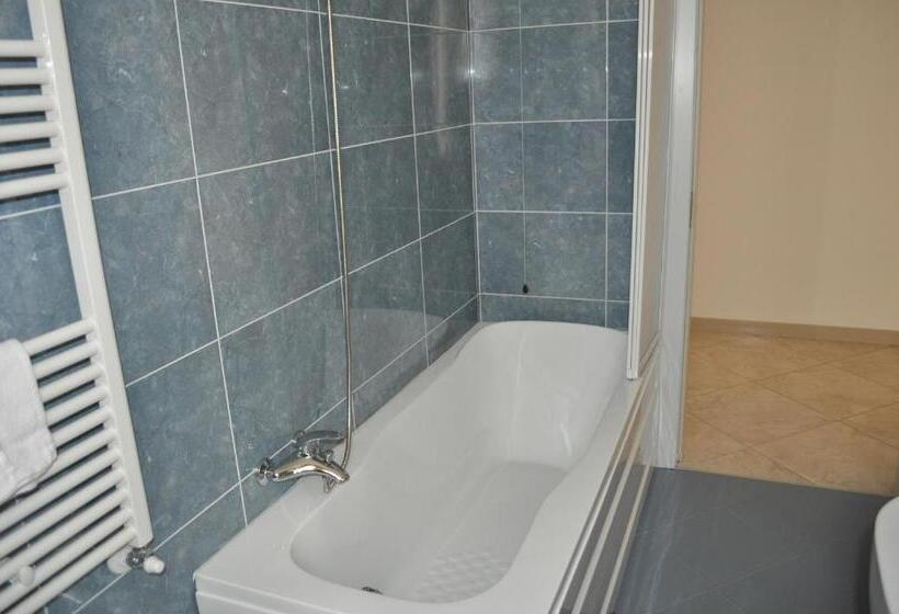 Апартаменты 2 Спальни, Residence Le Groane