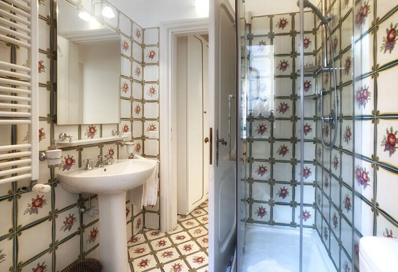 Номер Комфорт, Villa Silia