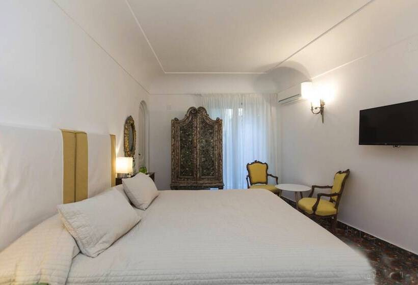 Люкс, Villa Silia