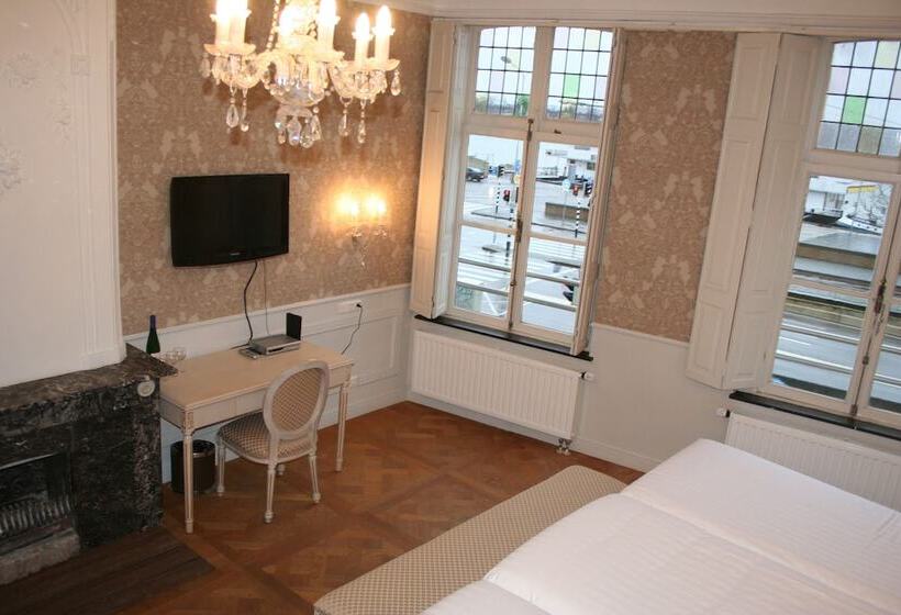 Номер Deluxe, Amrâth Hotel Bigarré