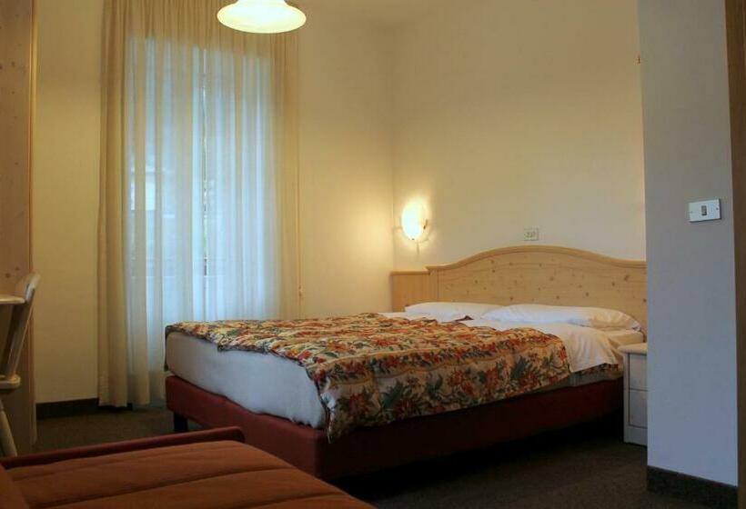 اتاق استاندارد, Albergo Trentino