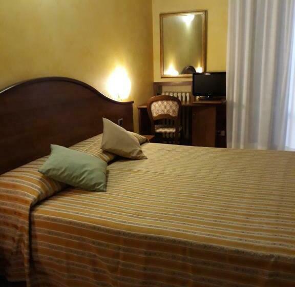 Camera Standard, Residenza Cavour