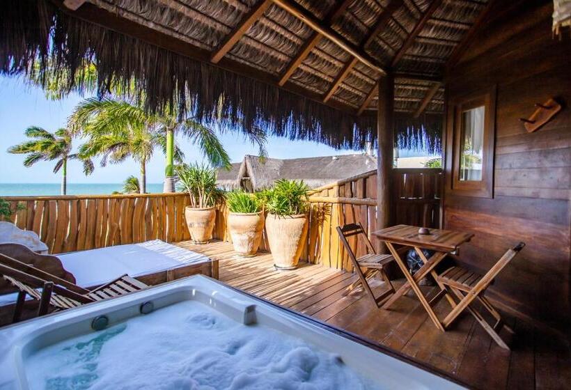 Deluxe Bungalow, Hurricane Jeri