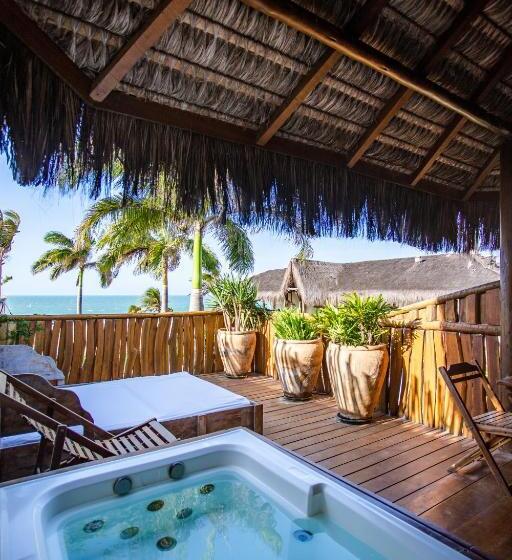 Deluxe Bungalow, Hurricane Jeri