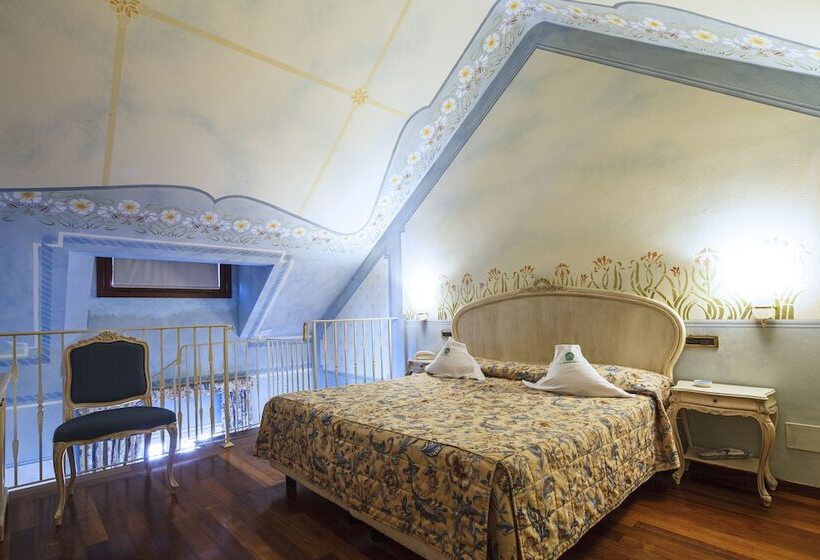 Люкс, Suite Hotel Nettuno