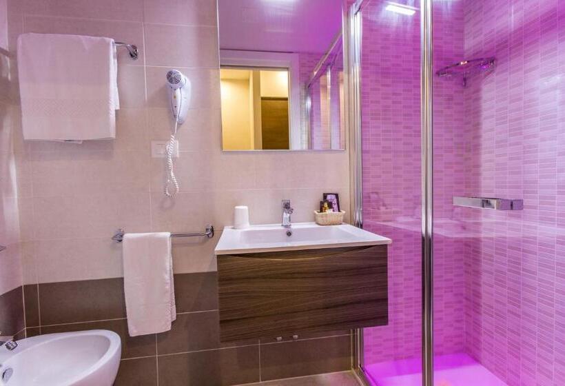 Chambre Standard Individuelle avec Balcon, Touring