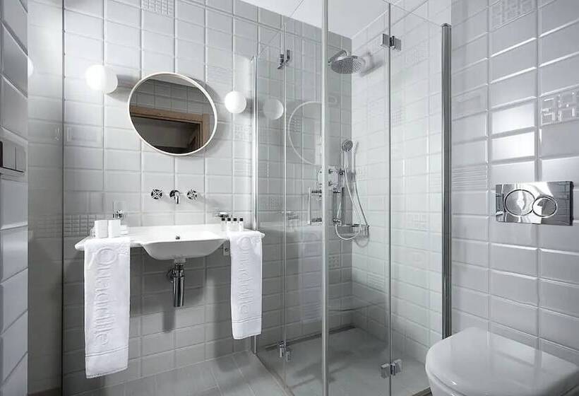 Номер бизнес-класса, Relais & Châteaux Hotel Quadrille   Adults Only