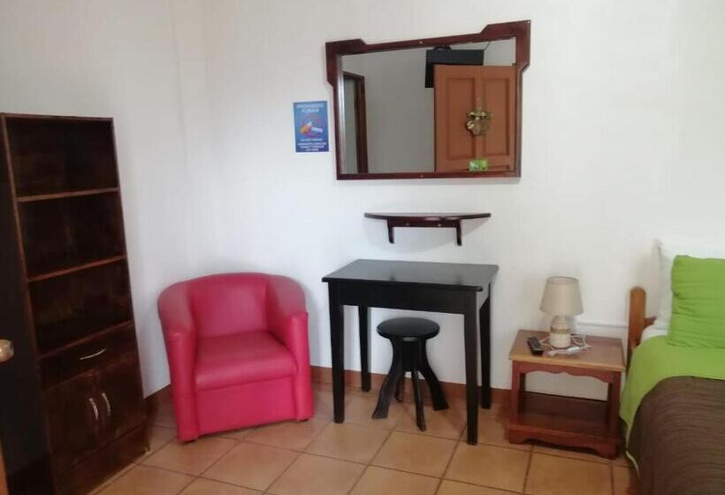 标准间, Santa Fe B&b
