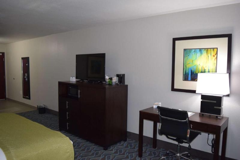 带大床的标准间, Best Western Plus Hardeeville Inn & Suites