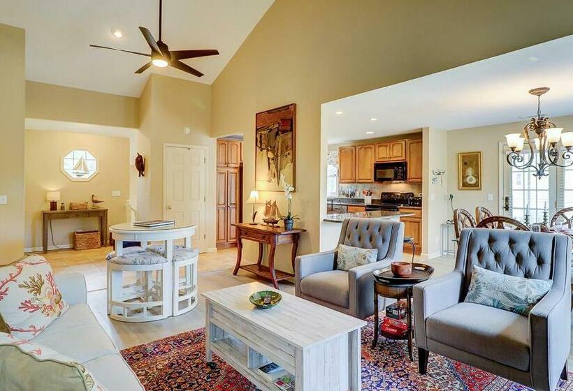 Апартаменты 2 Спальни, Evian At Shipyard By Hilton Head Accommodations