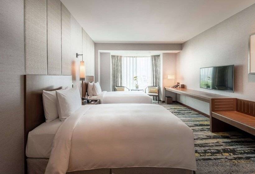 이그제큐티브 룸, Hilton Kota Kinabalu