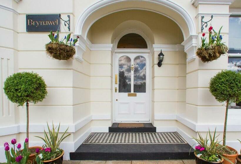Студия Deluxe, James  Place At Brynawel