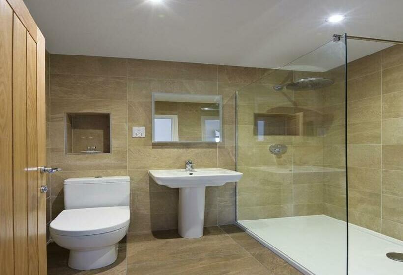 Номер Стандарт, 3 Millstones Inn