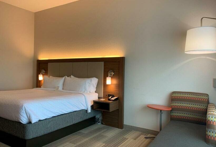 Номер Superior Кровать Кинг, Holiday Inn Express & Suites Danville, An Ihg