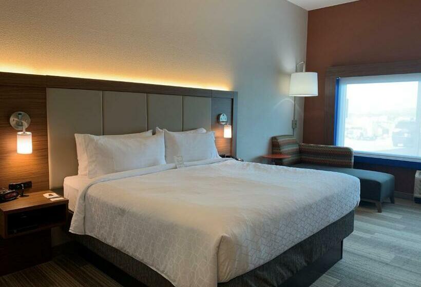 Номер Superior Кровать Кинг, Holiday Inn Express & Suites Danville, An Ihg