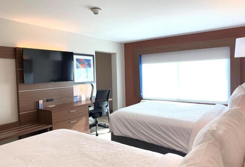 Люкс, Holiday Inn Express & Suites Danville, An Ihg