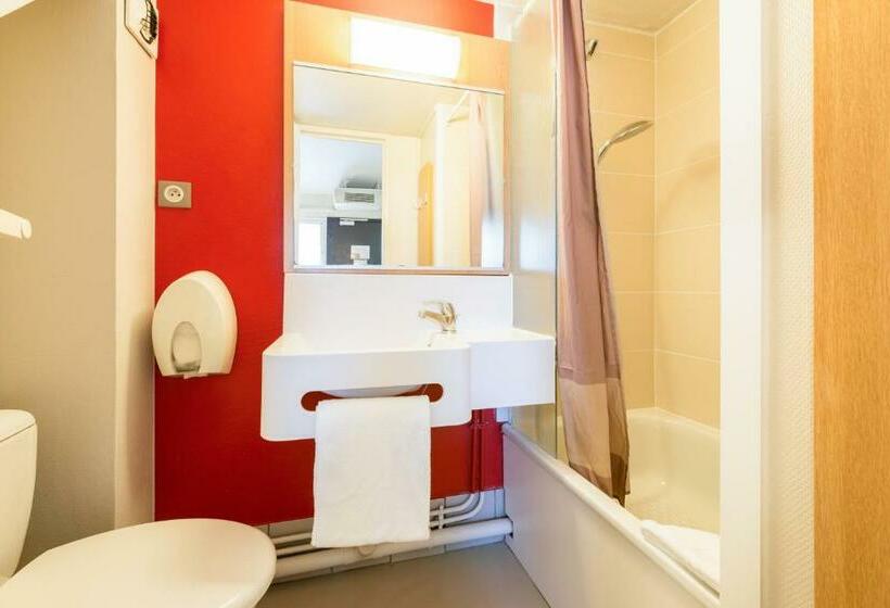 Номер Стандарт, B&b Hotel Saint Etienne La Terrasse