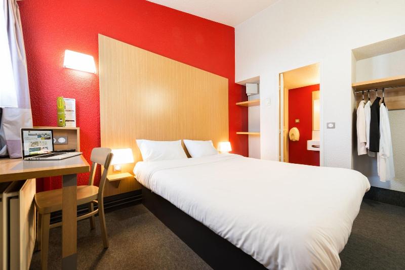 Номер Стандарт, B&b Hotel Saint Etienne La Terrasse