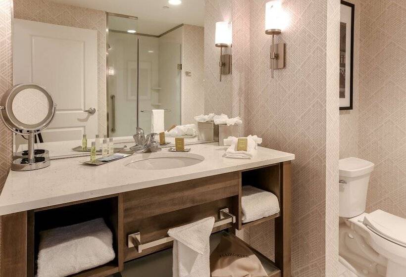 Quarto standart cama de casal, Doubletree By Hilton Evansville