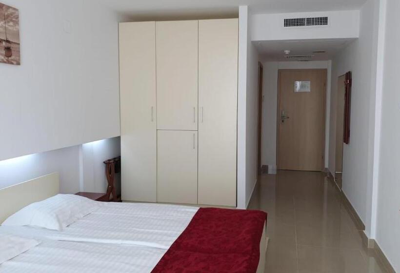 اتاق استاندارد, Hefaistos   Mamaia