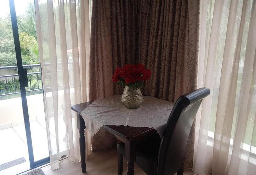 Standardrum, Casa Flora Guesthouse