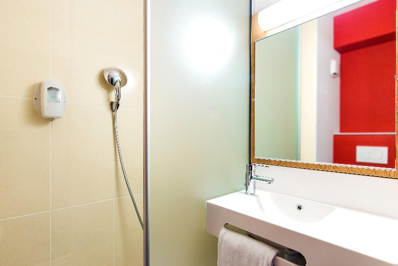 Quarto Quádruplo Standard, B&b Hotel Toulouse Purpan Zénith