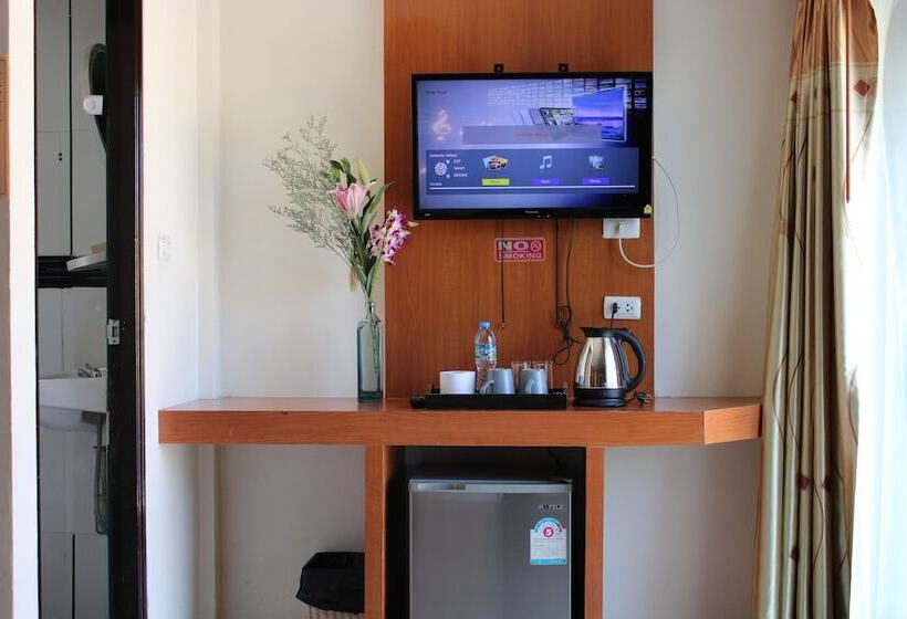 이코노미 룸, Il Mare Patong Place