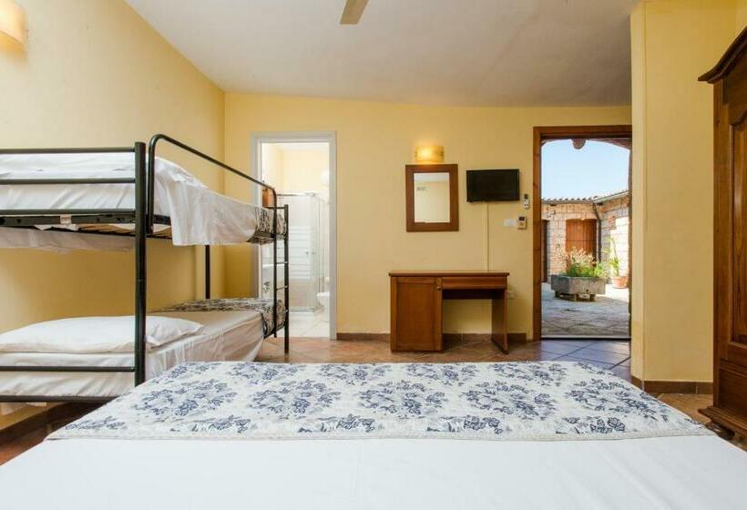 Четырехместный Номер Стандарт, Relais Masseria Casina Dei Cari