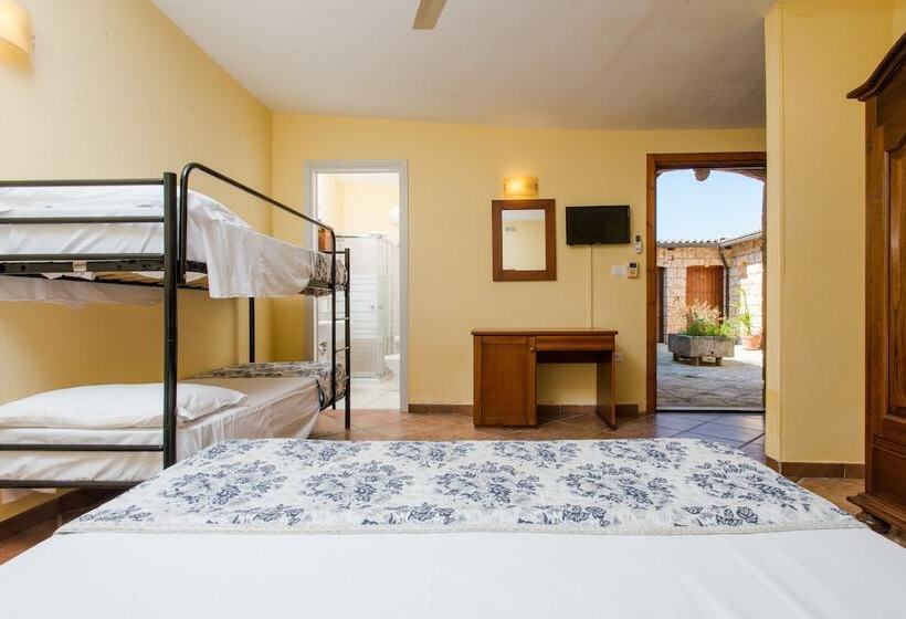 Четырехместный Номер Стандарт, Relais Masseria Casina Dei Cari