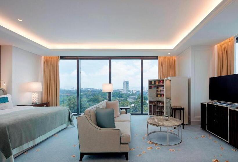 سوئیت اجرایی با مشاهده, The St. Regis Kuala Lumpur