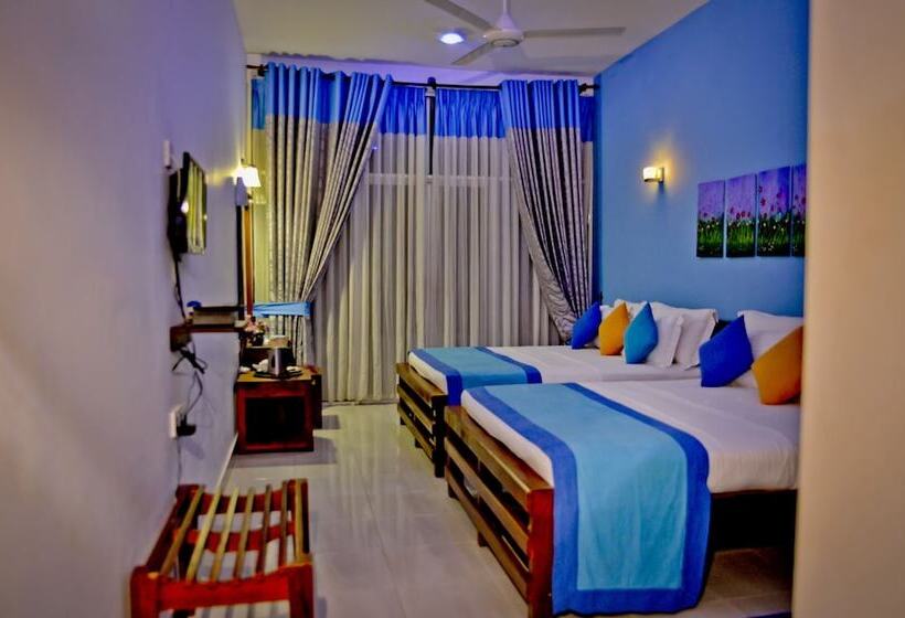 Номер Deluxe Вид на Бассейн, Ceylan Lodge