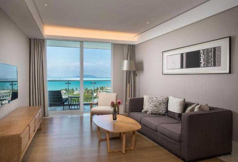 Люкс Deluxe 2 Спальни, Wyndham Sanya Bay